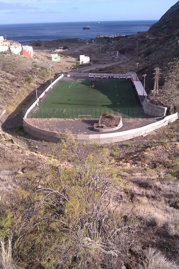 Campo de fútbol municipal de San Andrés, en Santa Cruz de Tenerife (imagen genérica, no es el campo de La Salud)