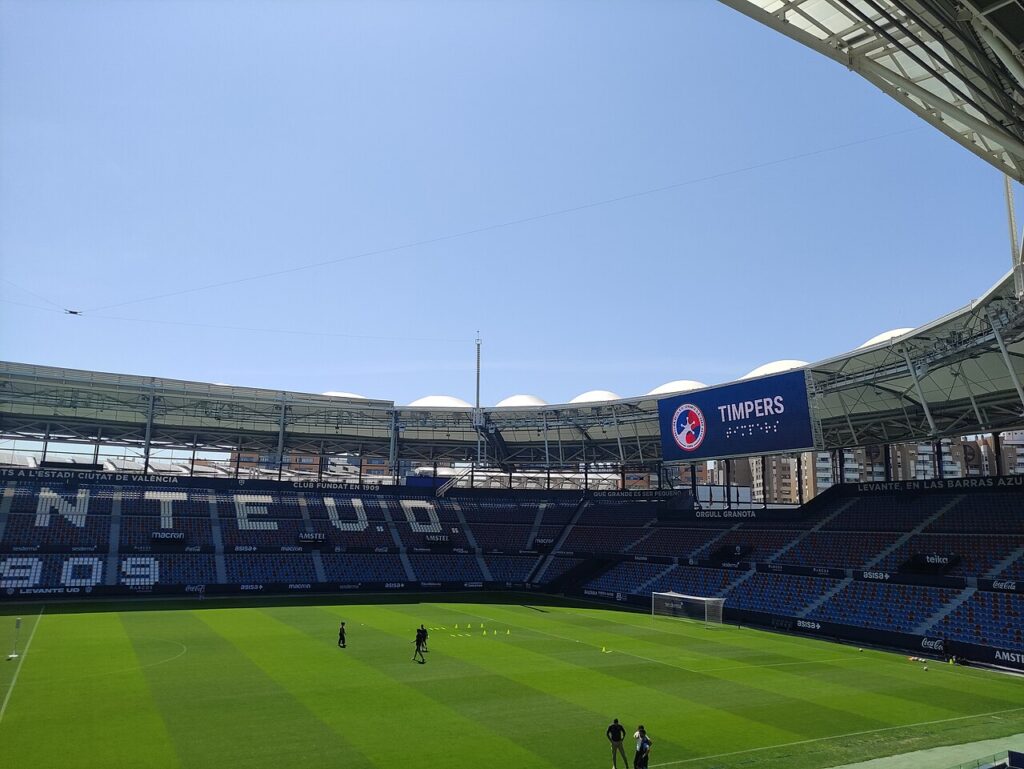 Interior del Estadi Ciutat de València, campo del Levante UD (imagen de archivo de 2024)