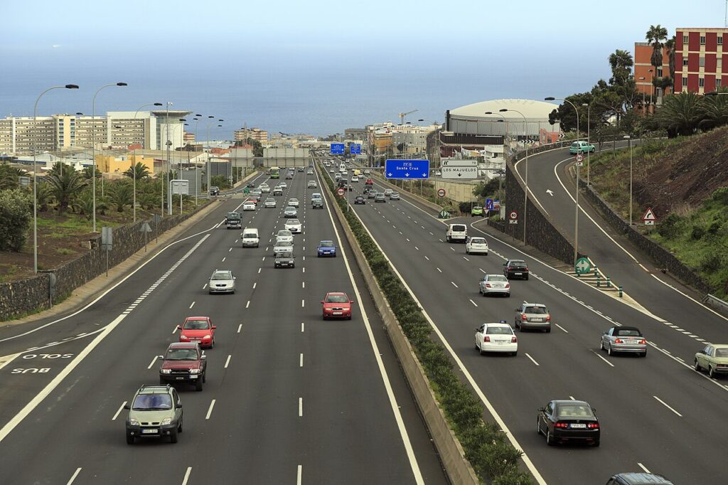 La autopista TF-5 a su paso por Las Mantecas, en La Laguna (imagen de archivo)