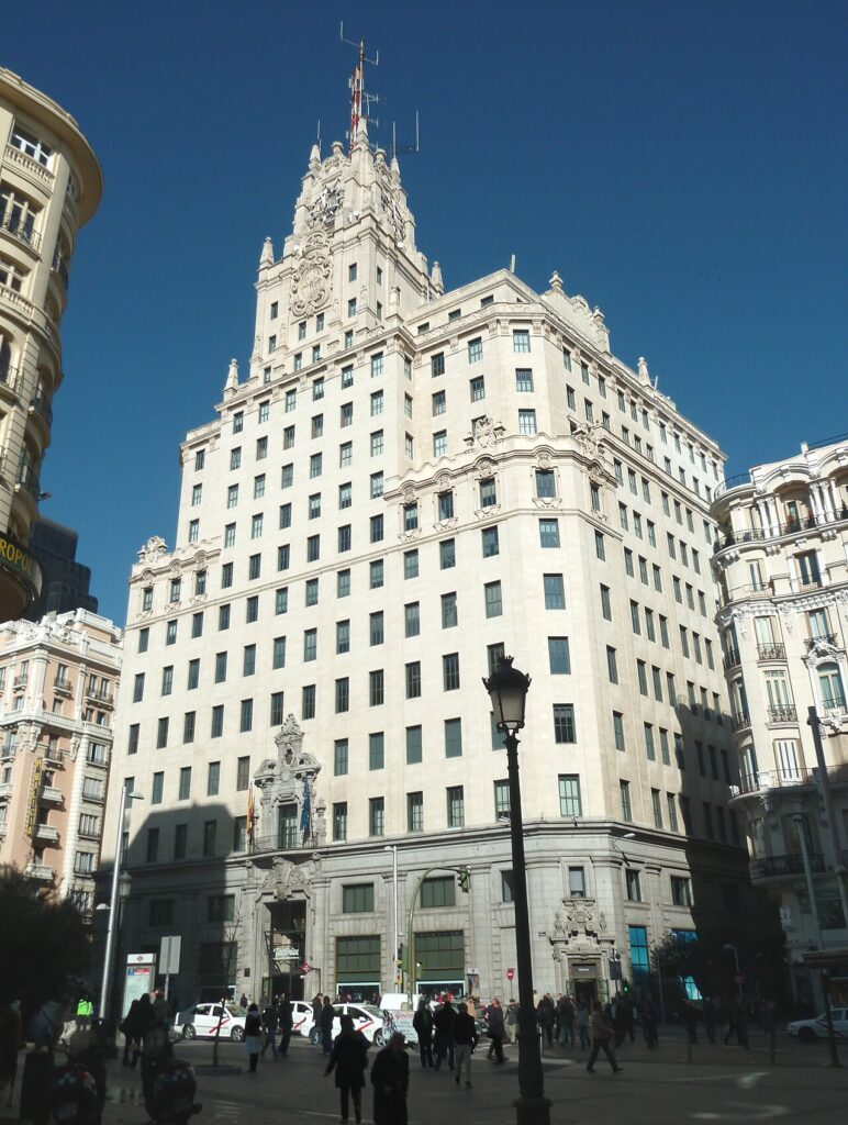 Fachada del edificio de Telefónica en la Gran Vía de Madrid (imagen de archivo)
