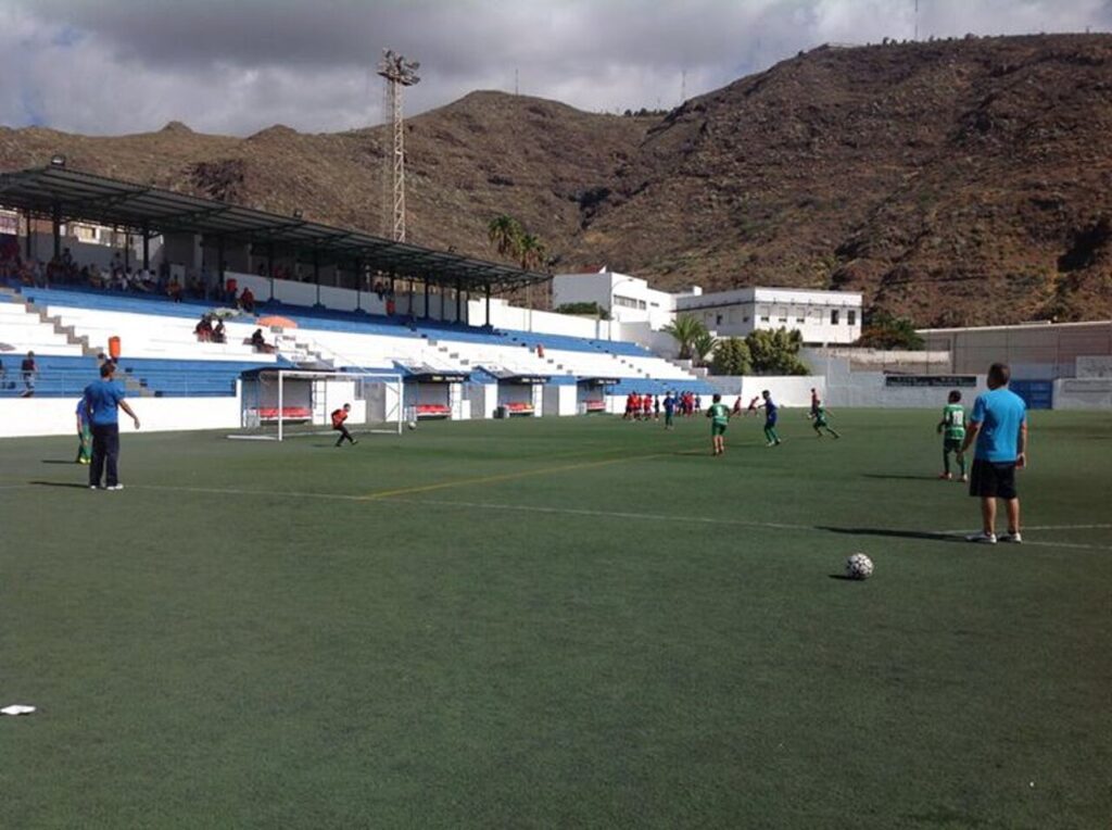 Campo de fútbol de La Salud, en Santa Cruz de Tenerife, uno de los incluidos en el proyecto (imagen de archivo)