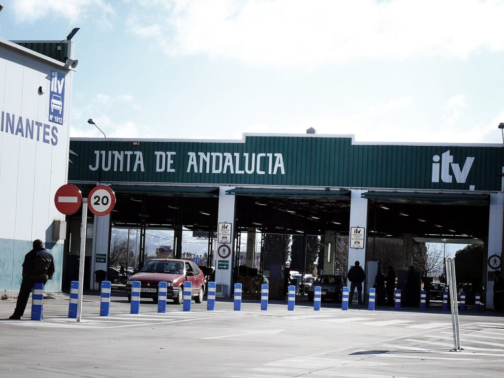 Estación de inspección técnica de vehículos en Granada (imagen de archivo)