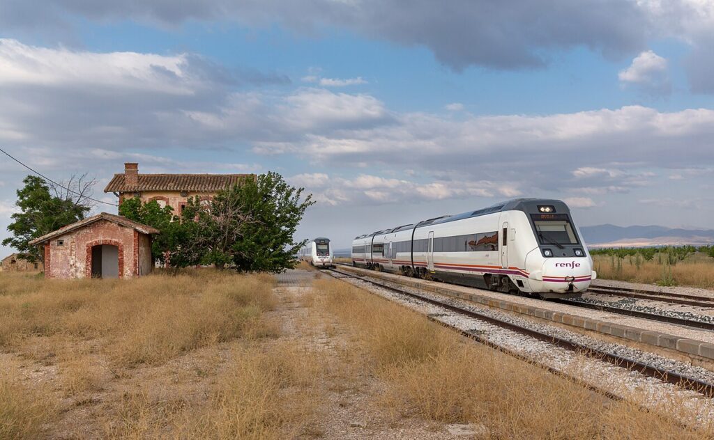 Trenes de media distancia de Renfe (imagen de archivo)