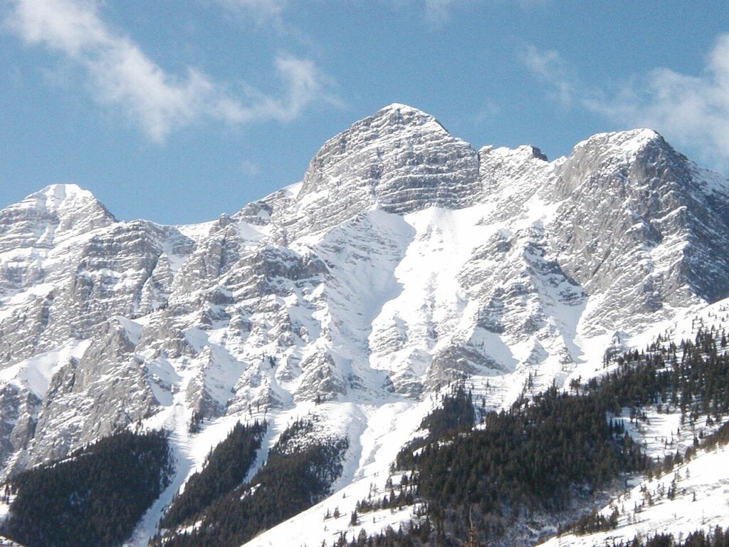 Montañas de Kananaskis, en Alberta (Canadá), sede de la cumbre (imagen de archivo)