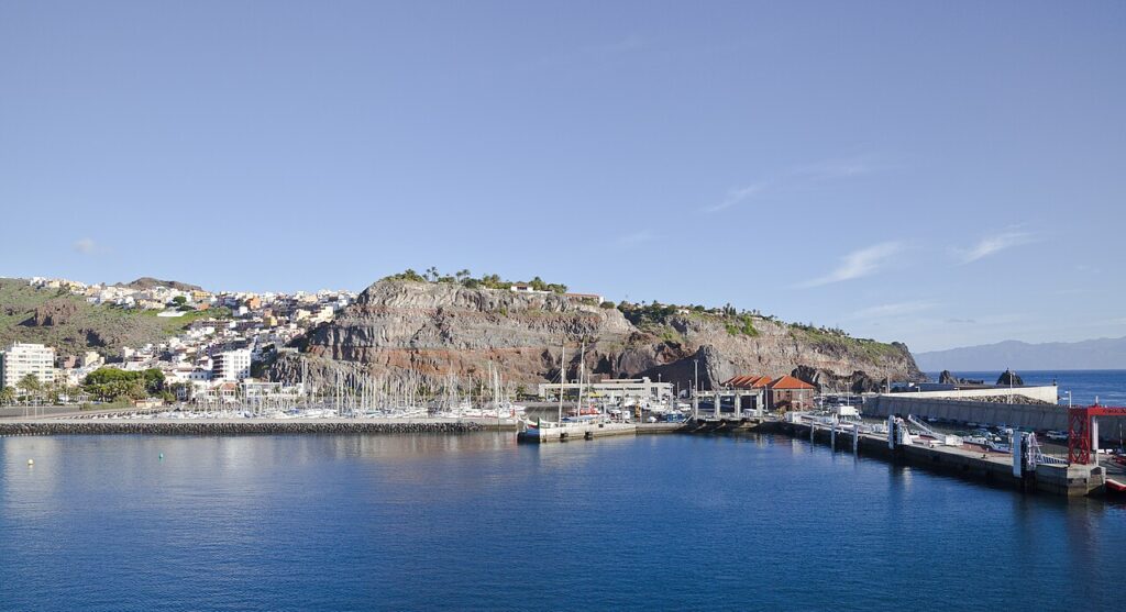 Puerto y casco de San Sebastián de La Gomera