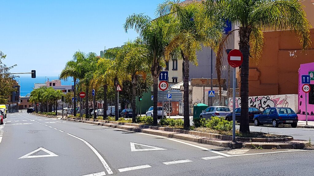 Avenida de Los Menceyes, en La Cuesta (La Laguna)