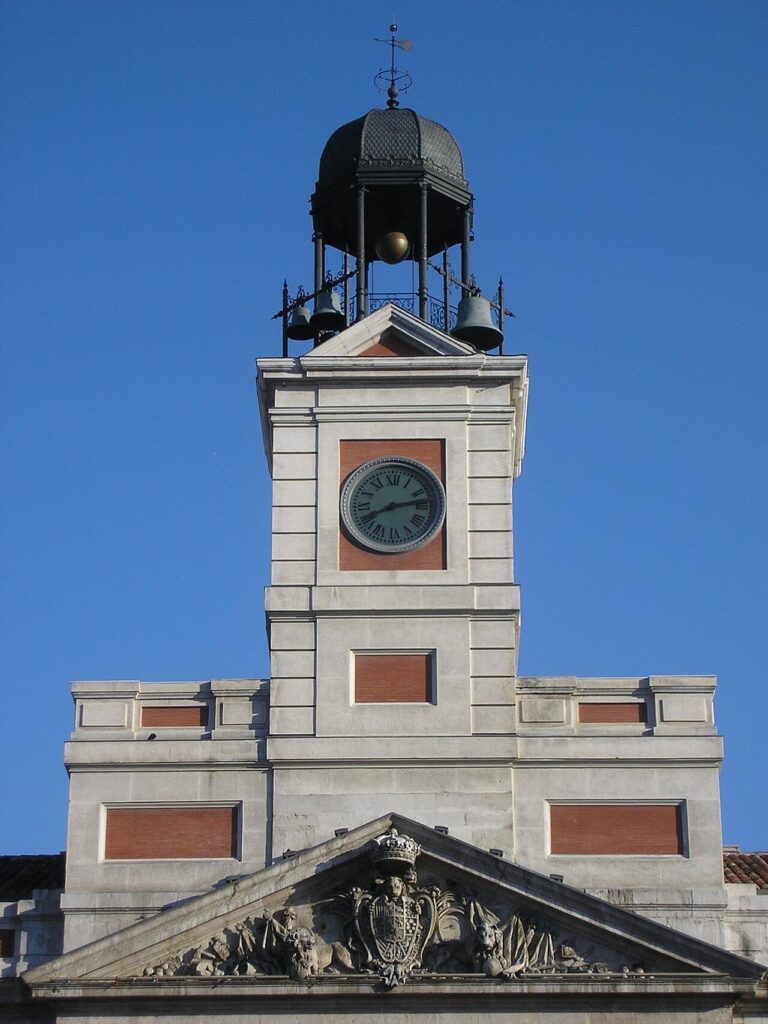 Reloj de la Real Casa de Correos, en la Puerta del Sol de Madrid