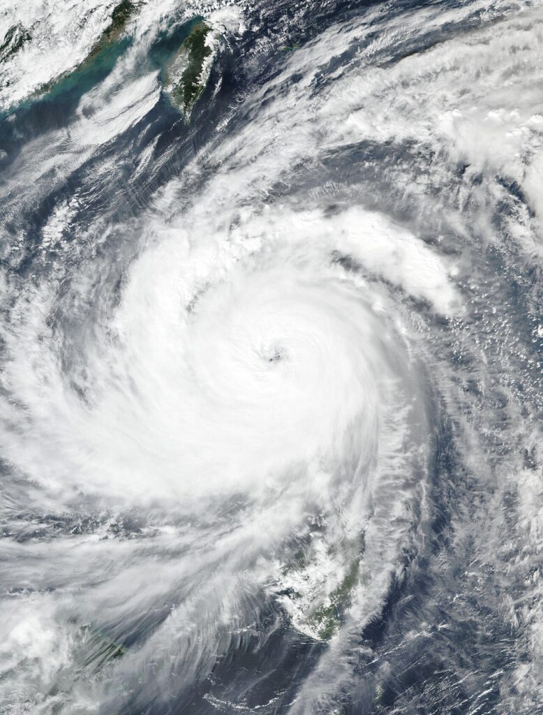 Imagen de satélite del tifón Fung-wong sobre Filipinas el 9 de noviembre de 2025