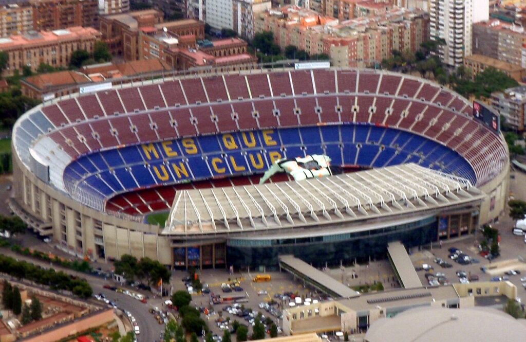 Vista aérea del estadio del Camp Nou, en Barcelona