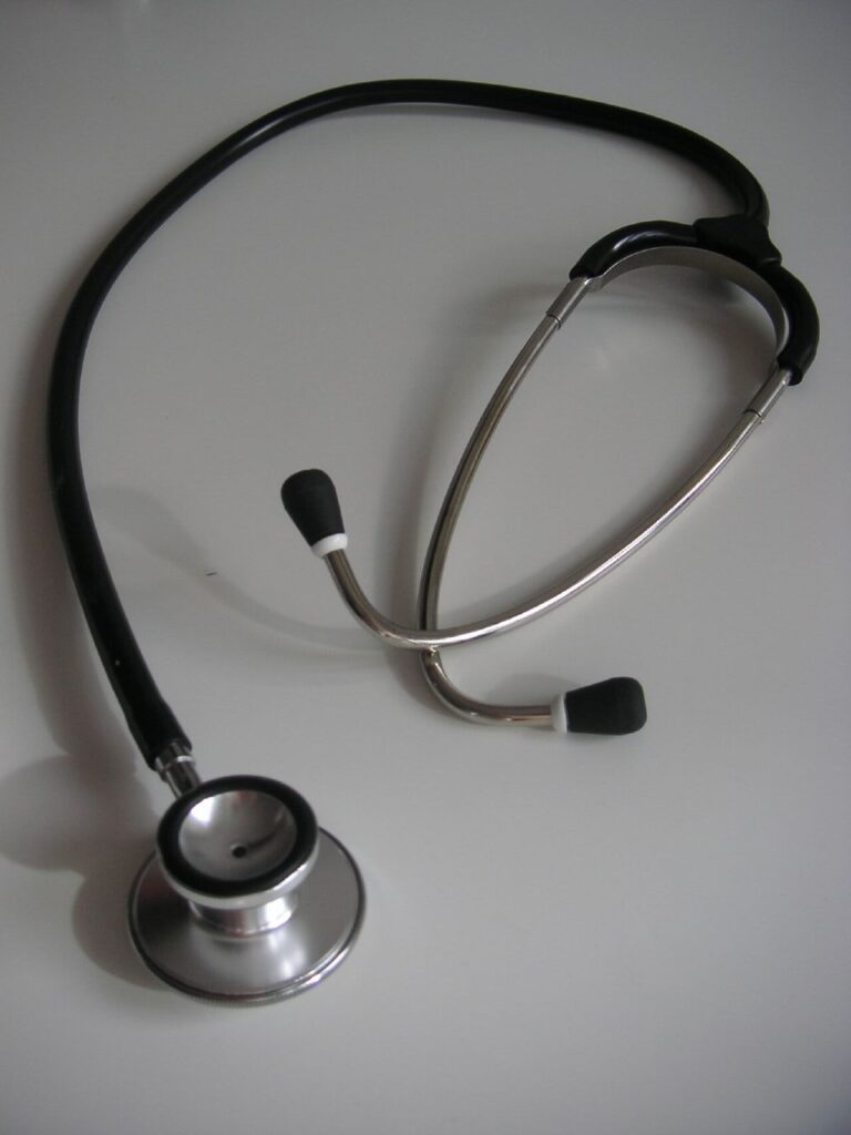 Un fonendoscopio