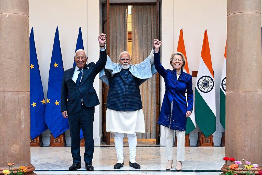 António Costa, Narendra Modi y Ursula von der Leyen en la India