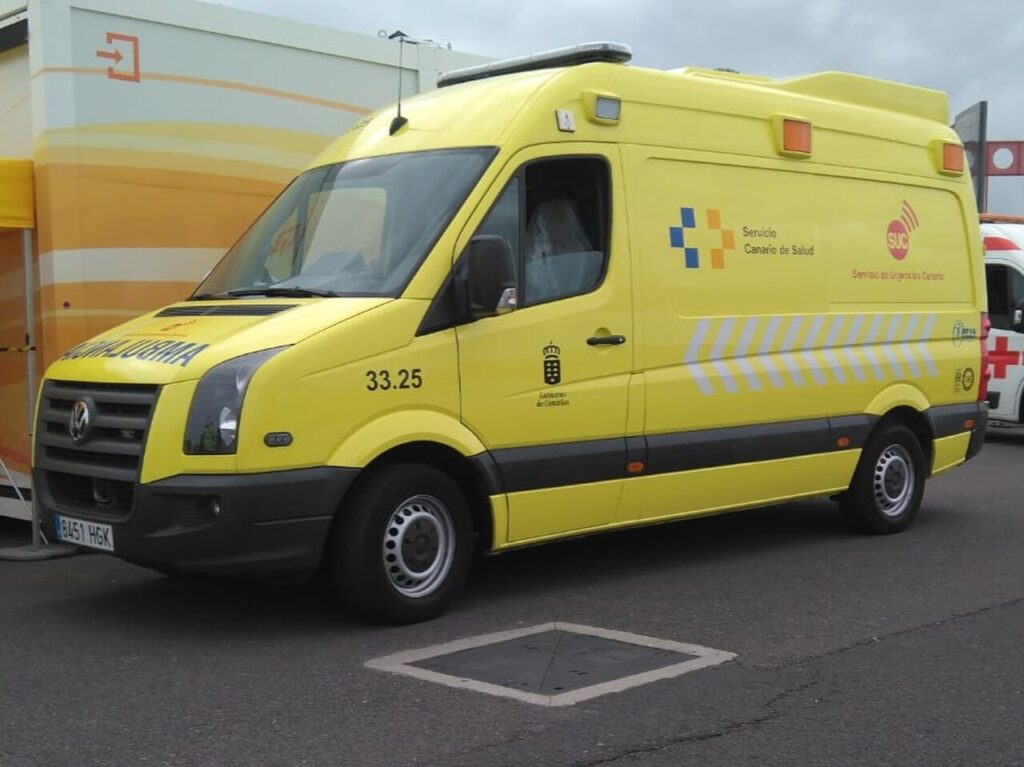 Ambulancia del Servicio de Urgencias Canario