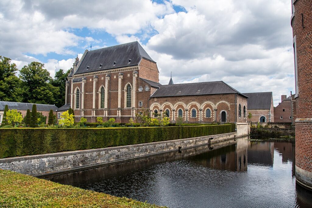 Castillo de Alden Biesen, en Bilzen (Bélgica)
