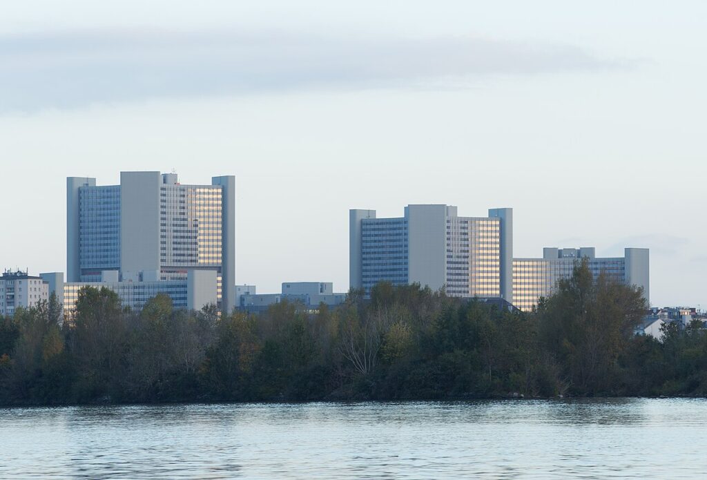 Centro Internacional de Viena, sede de varias oficinas de Naciones Unidas