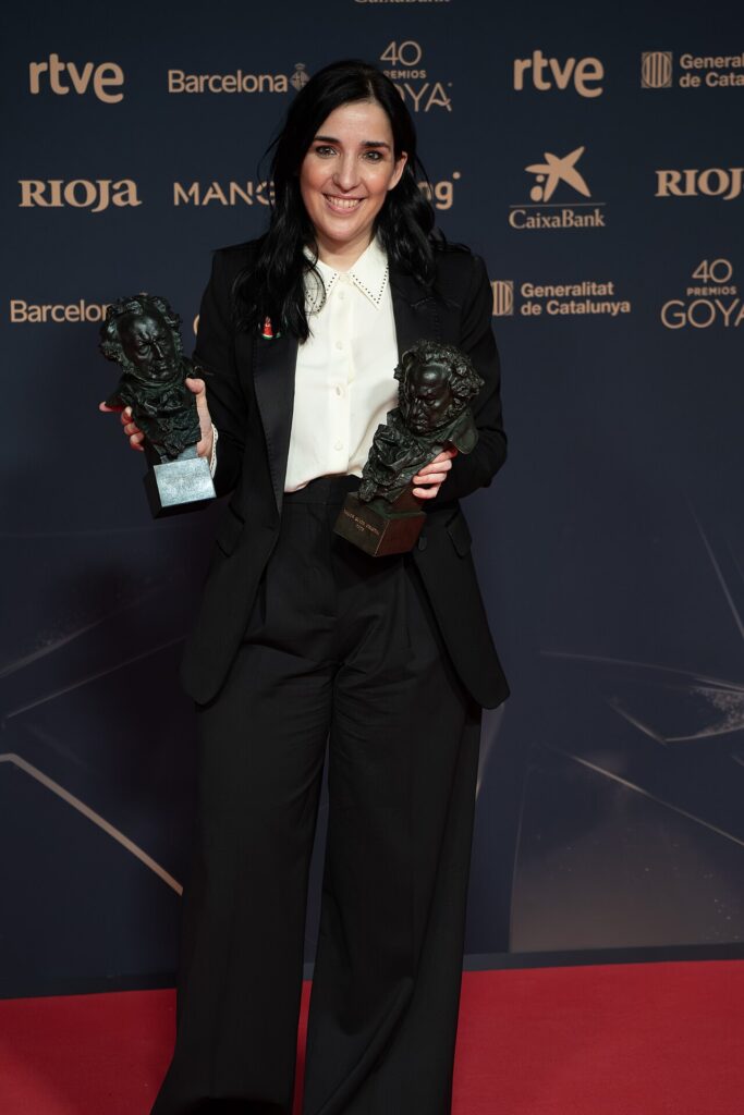 Alauda Ruiz de Azúa en la alfombra roja de los Premios Goya 2026, en Barcelona