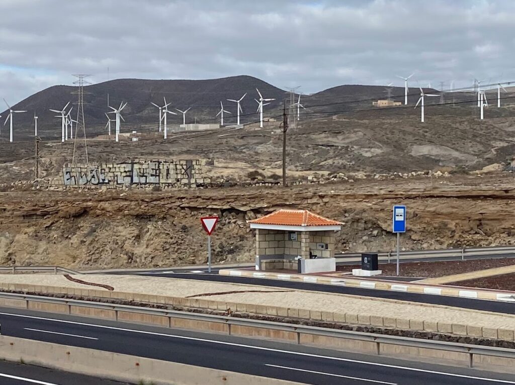 Autopista del Sur a su paso por Porís de Abona, en Arico