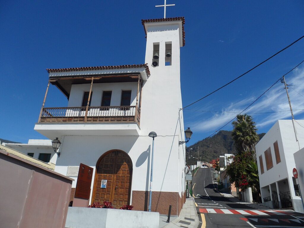 Iglesia de San Juan Bautista, en Araya, municipio de Candelaria