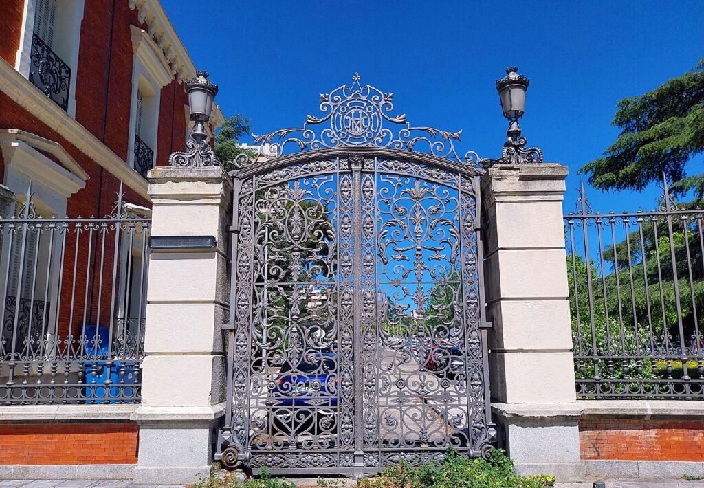 Exterior del Hospital Central de la Defensa Gómez Ulla, en Madrid