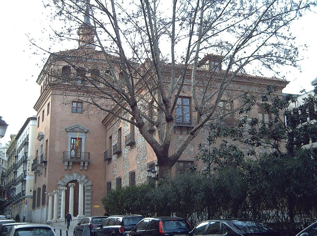 Casa de las Siete Chimeneas, sede del Ministerio de Cultura en Madrid