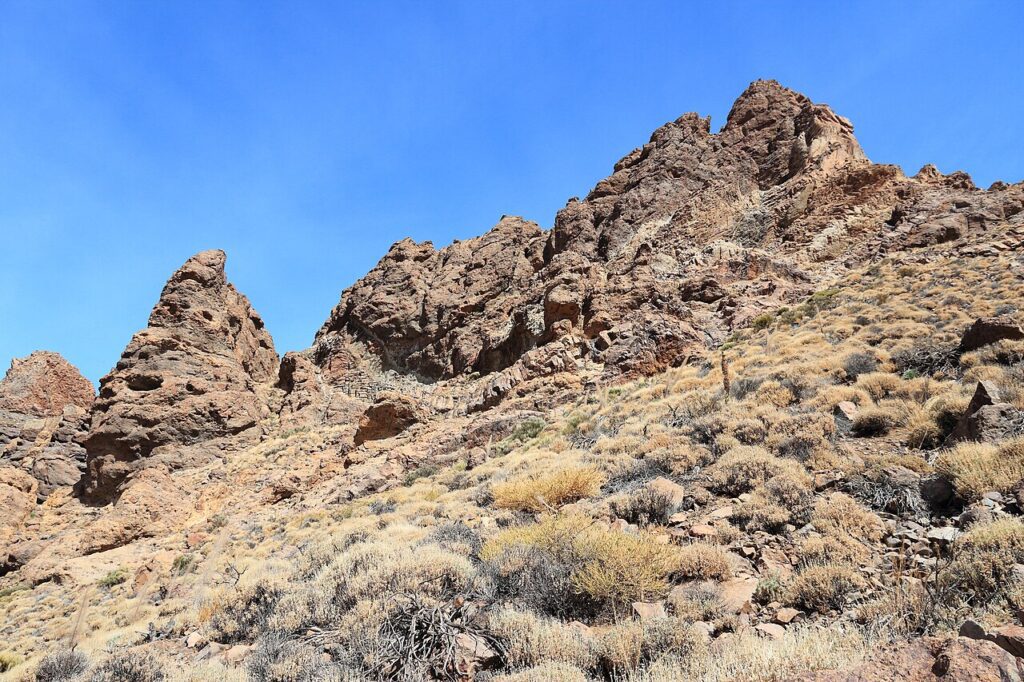 Sendero de los Roques de García, en el Parque Nacional del Teide