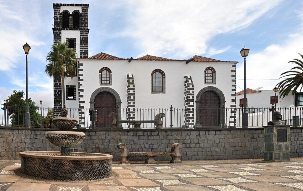 Iglesia de Santa Catalina, en Tacoronte (Tenerife)