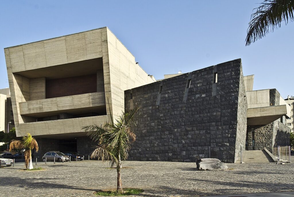 Edificio de la Presidencia del Gobierno de Canarias, en Santa Cruz de Tenerife