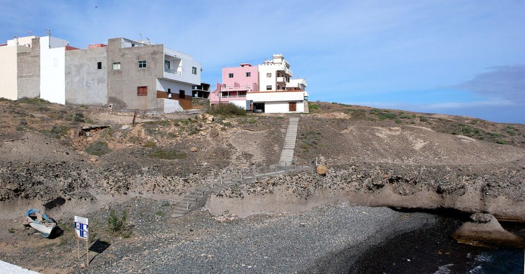 Núcleo costero de La Caleta, en el municipio de Arico