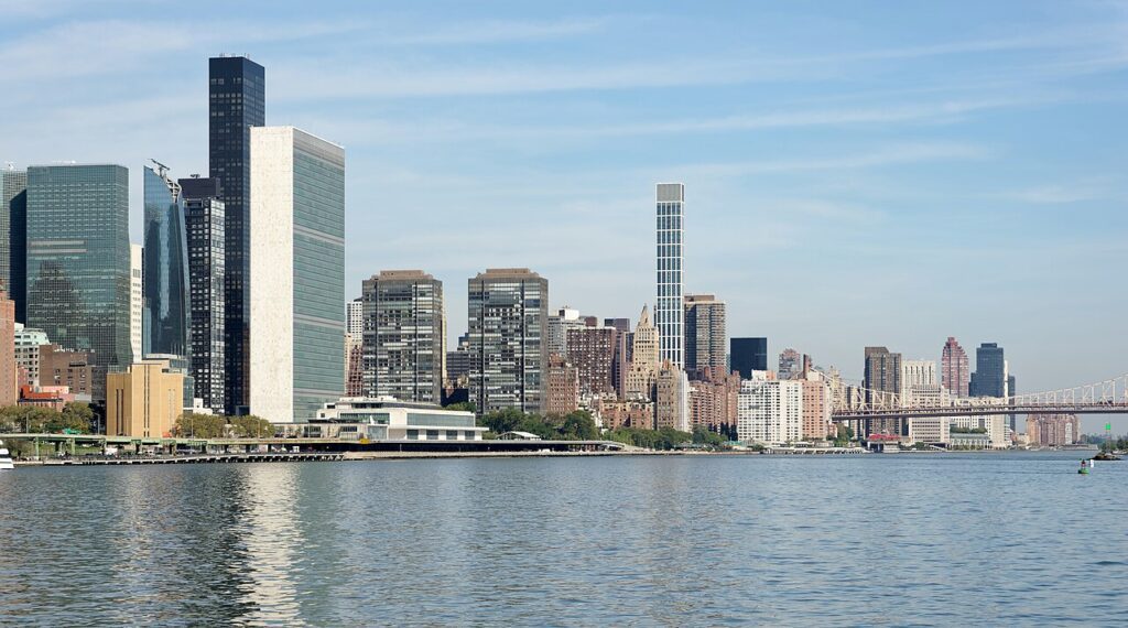 Sede de las Naciones Unidas a orillas del East River, en Nueva York