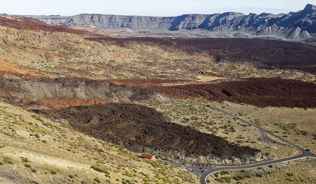 La caldera de Las Cañadas, en el Parque Nacional del Teide
