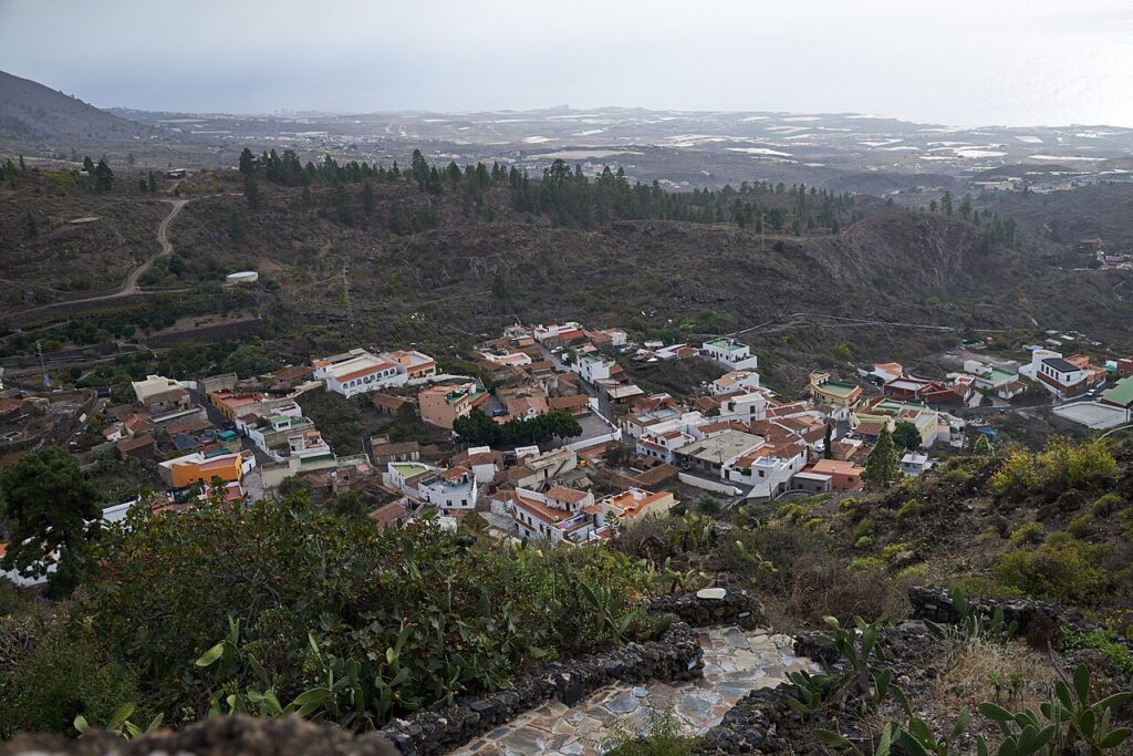Vista de Chirche, en Guía de Isora (Tenerife), desde el mirador del mismo nombre (imagen de archivo)