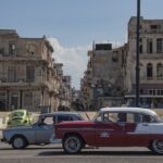 Calle de Centro Habana vista desde el Malecón, en Cuba, en 2019 (imagen de archivo)